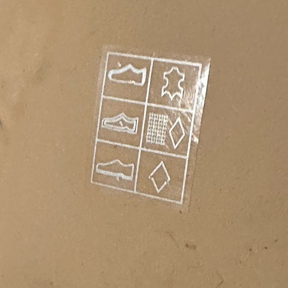 Kate Spade Marla Genuine Suede Ankle Booties Women Size 8 NWOT - Picture 11 of 12